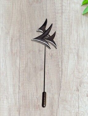 Crown Trifari Vintage "Trio of Seagulls" Stick Pin